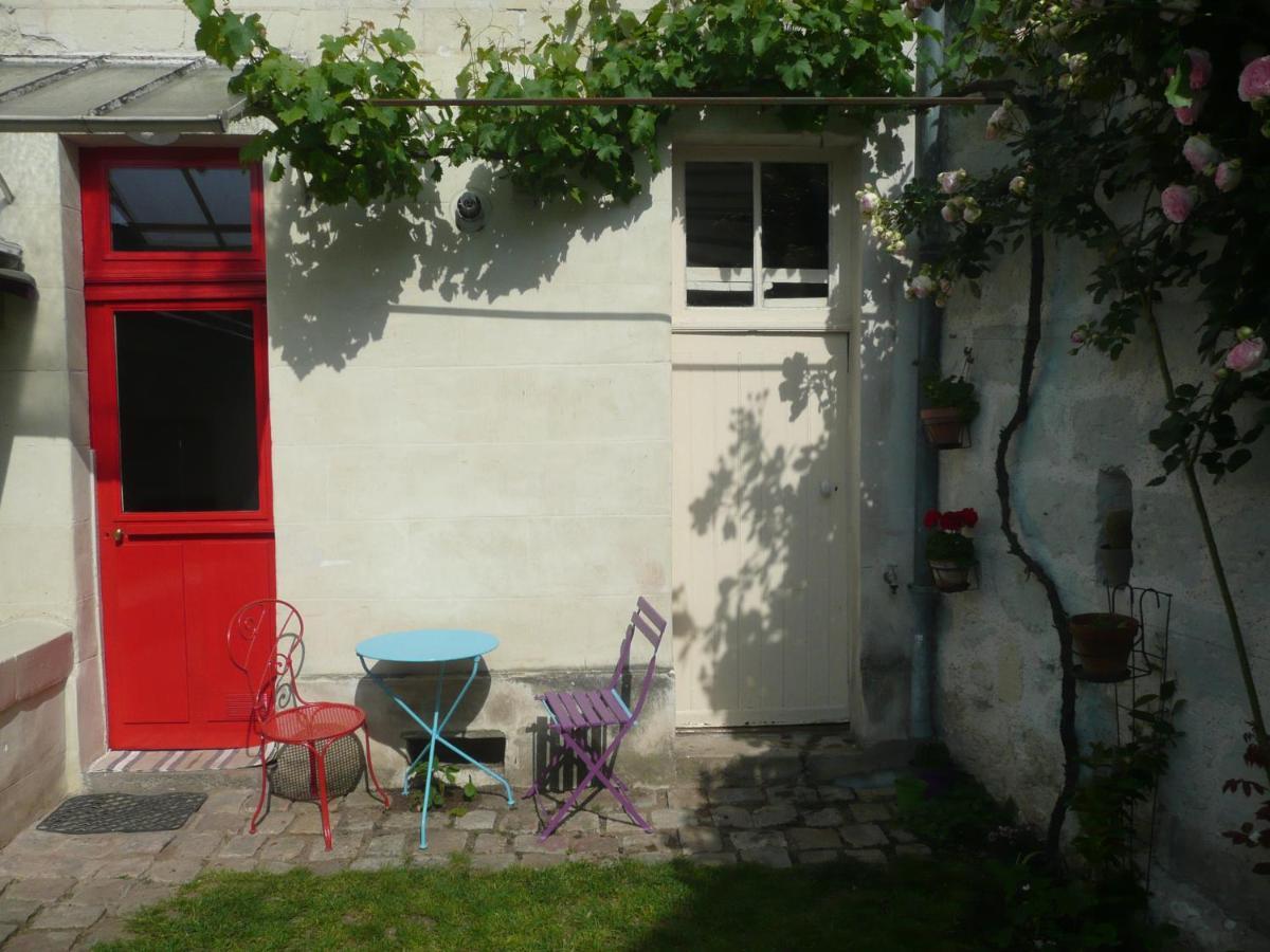 Cosy Flat 2 Eme Etage Vue Chateau Loire A Velo Сомюр Экстерьер фото
